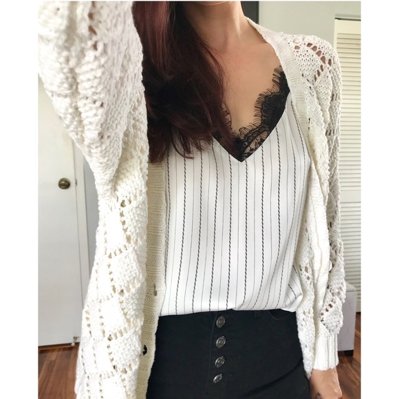 Last 1 | Promesa Lace Camisole - Picture 3 of 5